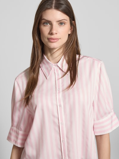 Brax Relaxed fit overhemdblouse van viscosemix met 1/2-mouwen, model 'Vic' Lichtroze - 3