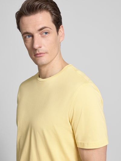 Christian Berg Men T-shirt z okrągłym dekoltem Jasnożółty 3