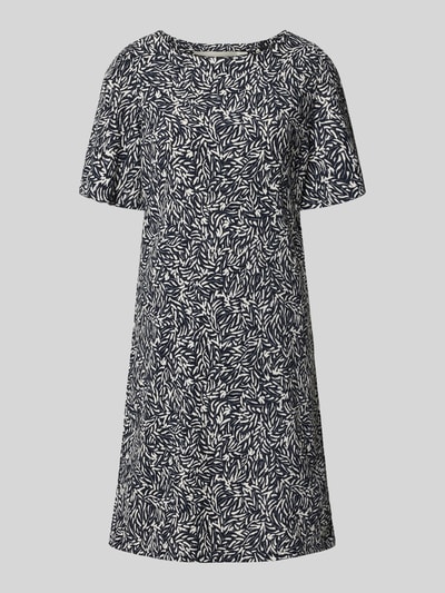 Produktfoto, Knielanges Kleid im Allover-Look von Zero in Schwarz-Weiß, gerader Schnitt, Rundhalsausschnitt, Materialmix mit Stretch-Anteil