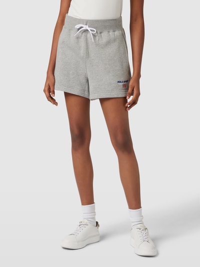 Polo Sport Shorts mit Gesäßtasche Hellgrau 4