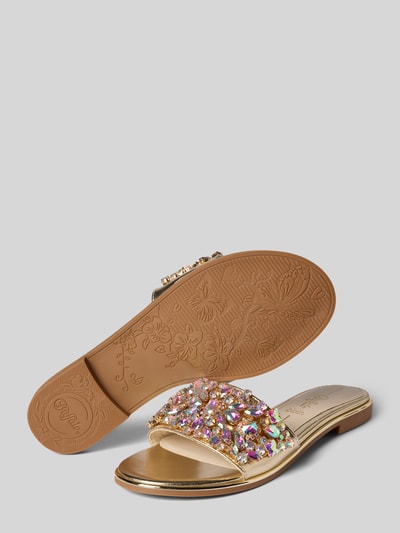 Produktfoto, Sandalette mit Ziersteinbesatz Modell 'KIRA SLIDE' von Buffalo, zaokrąglony czubek, zakładana przez głowę, wysokość obcasa w rozmiarze 40: 2 cm