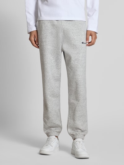 CHAMPION Regular Fit Sweatpants mit Label-Stitching Hellgrau Melange 4