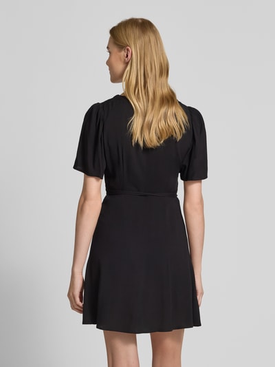 Vero Moda Tailliertes Minikleid aus reiner Viskose Modell 'ALBA' Black 5