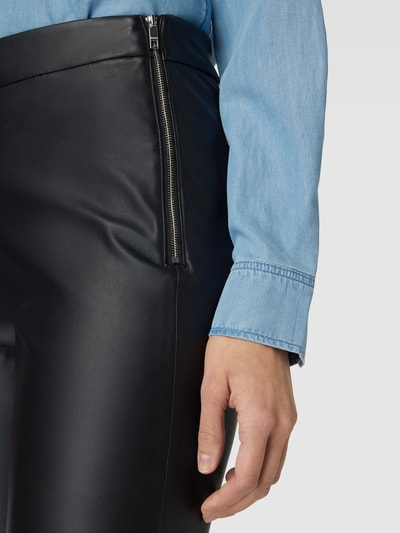 BOSS Orange Slim Fit Hose in Leder-Optik Modell 'Taslimah' Black 3