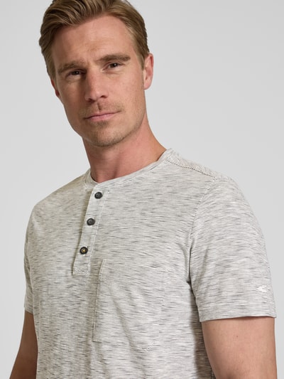 camel active T-shirt met borstzak, model 'Henley' Offwhite - 3