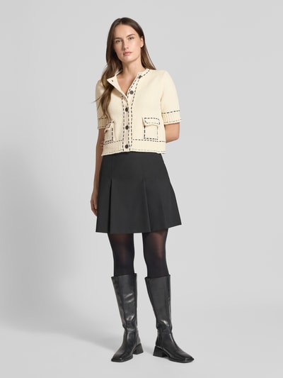 Rich & Royal Kardigan rozpinany o kroju slim fit z naszywanymi kieszeniami Écru 1