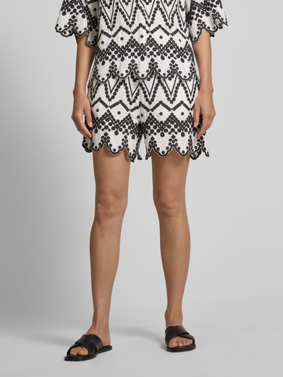 Copenhagen Muse Shorts mit Stitchings und Wellensaum Offwhite 4