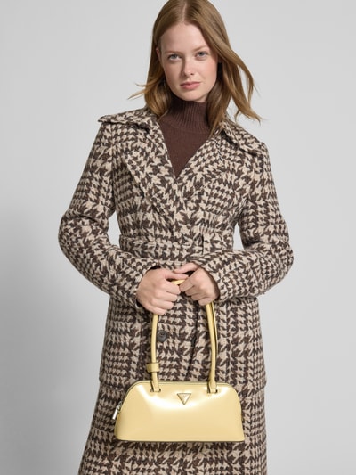 Guess Handtasche mit Label-Applikation Modell 'ARNELA' GELB 1