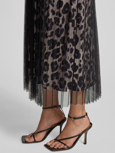 s.Oliver BLACK LABEL Ausgestellter Plissee-Rock mit semitransparenten Oberrock  Black 3