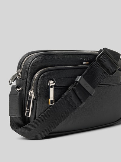 BOSS Umhängetasche in Lederoptik Modell 'RAY_EW' Black 3