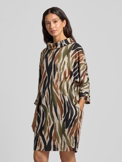 Apricot Relaxed fit jurk met wijde col Roestrood - 4