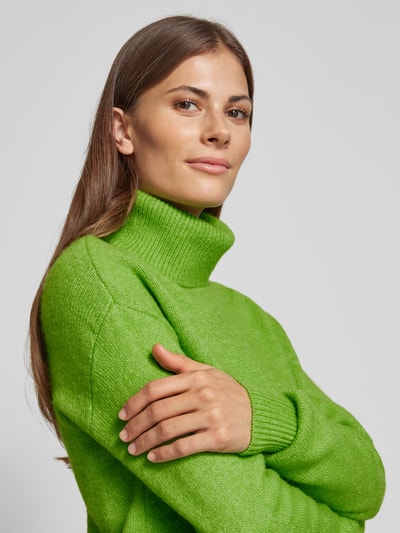 Christian Berg Woman Strickpullover aus Viskose mit Rollkragen Apfel 3