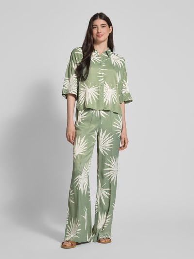 Oui Relaxed Fit Bluse aus Viskose mit überschnittenen Schultern Khaki 1