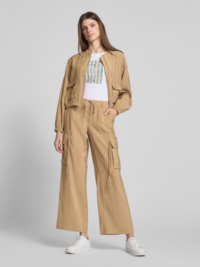 Zero Jacke mit Pattentaschen und Reißverschluss Beige 1