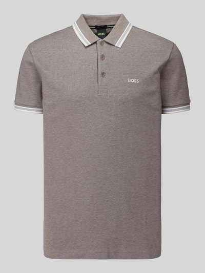 Produktfoto, Regular Fit Polokragen aus reiner Baumwolle Modell 'PADDY' von BOSS, Herren Poloshirt von BOSS Green, braun-graue Farbe mit weiß abgesetzten Bündchen, glatte Textur