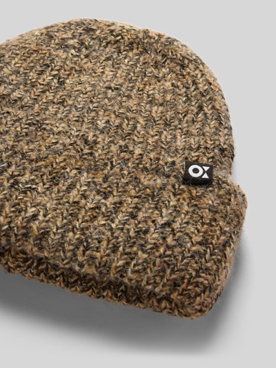OPUS Beanie met labeldetail, model 'Amaddie' Donkerbruin - 2