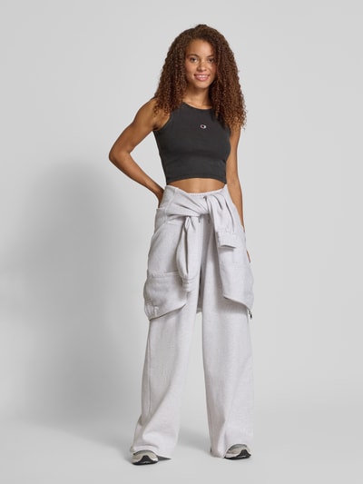 CHAMPION Fitted Fit Crop Top mit Label-Stitching Black 1