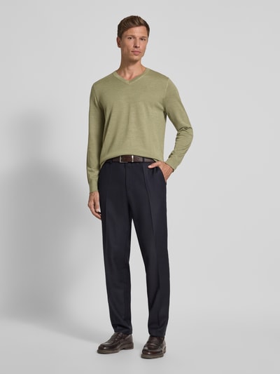 Christian Berg Men Gebreide pullover van een mix van merinowol met V-hals Olijfgroen gemêleerd - 1