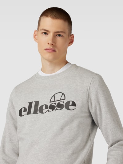 Ellesse Sweatshirt mit Label-Print Modell 'Bootia' Mittelgrau Melange 3