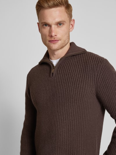 SELECTED HOMME Sweter z dzianiny z prążkowanymi wykończeniami model ‘LAND’ Ciemnobrązowy 3