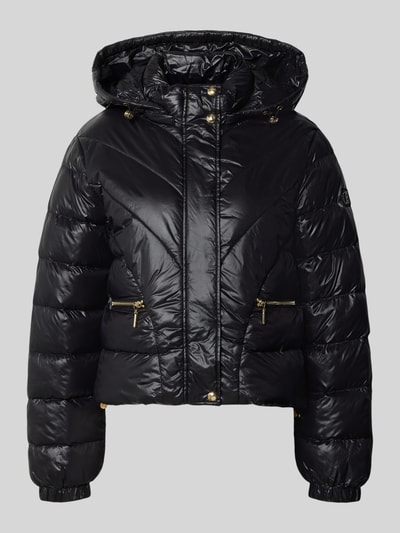 Produktfoto, schwarze Regular Fit Jacke in Stepp-Optik Modell 'IMBOTTITO' von Liu Jo mit Kapuze, Reißverschlusstaschen, glänzende Textur. Damen Jacke, Rückenlänge 54 cm, Schulterbreite 43 cm, Brustweite 53 cm, Ärmellänge 63 cm.
