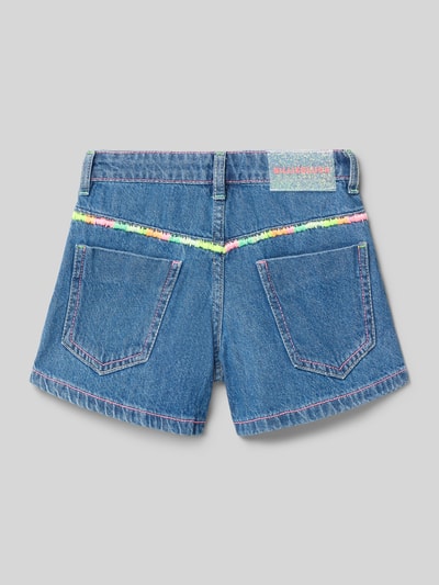 Produktfoto, Bermudas im 5-Pocket-Design von BILLIEBLUSH aus reiner Baumwolle, blaue Farbe, bunte Zierlinie, gerade Form, Jeansstruktur