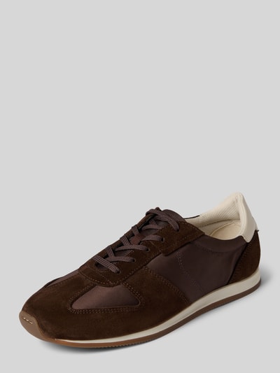Produktfoto, Low Top Sneaker aus Rindsleder-Textil-Mix Modell 'YASMIN' von Vagabond, brązowy skórzany, okrągły, zamszowa faktura, płaski obcas, tłoczony detal, sznurowanie, tekstura podeszwy, damski, optyka skóry, szerokość w rozmiarze.