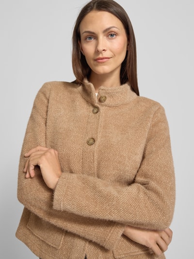 Betty Barclay Strickjacke mit Stehkragen und aufgesetzten Taschen Camel 3