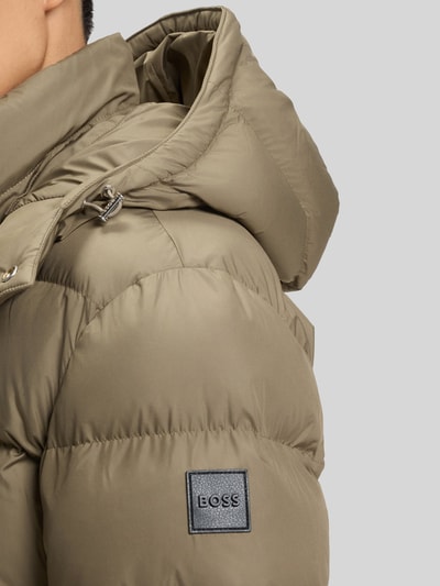 BOSS Regular Fit Steppjacke mit Stehkragen mit Druckknöpfen Schlamm 6