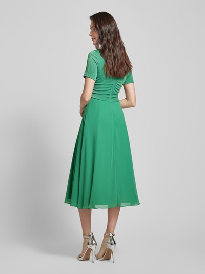 Vera Mont Cocktailkleid mit Wasserfall-Ausschnitt Lind 5