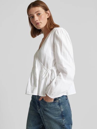 Pieces Regular Fit Langarmshirt aus reine Baumwolle in Wickel-Optik Modell 'MILLA' Weiss 3