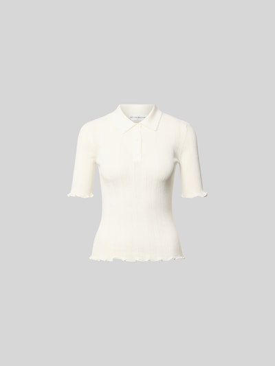 Produktfoto, Slim Fit Poloshirt in Strick-Optik von Victoria Beckham aus Baumwoll-Mix, semitransparent, weiß, kurzärmelig, Rückenlänge 56 cm.