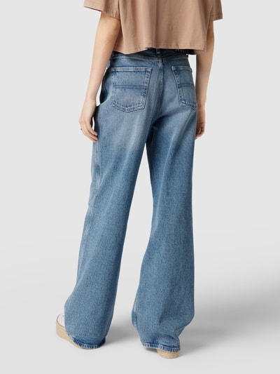 Tommy Jeans Flared jeans met labelstitchings, model 'CLAIRE HIGH RISE WIDE' Jeansblauw - 5