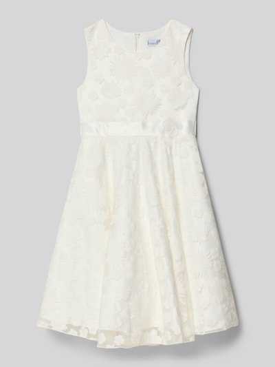 Produktfoto, Kleid mit Taillenband im Allover-Look von Happy Girls, weiß, florale Applikation, Baumwoll-Mix, A-Linie, Rundhalsausschnitt, rückseitiger Reißverschluss, Rückenlänge 82 cm bei Größe 134