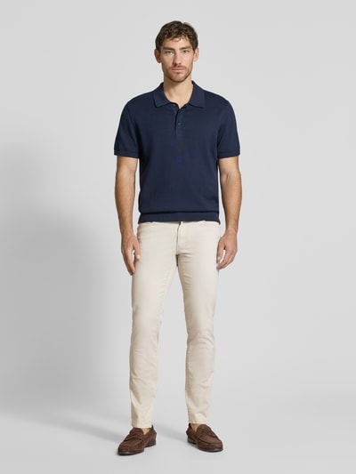 Brax Straight Fit Jeans mit Kontrastnähten Modell 'Chuck' Kitt 1