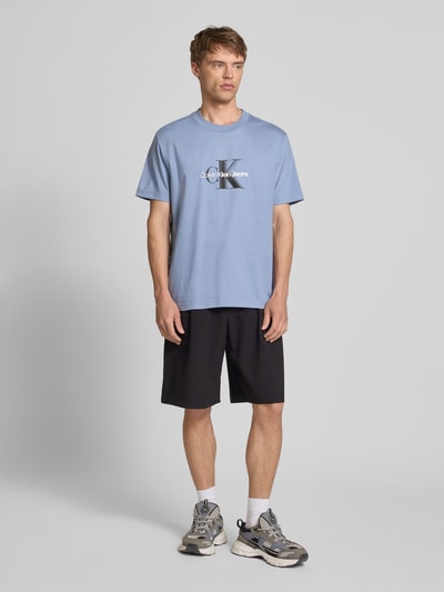 Calvin Klein Jeans T-Shirt mit Label-Print und Rundhalsausschnitt Hellblau 1