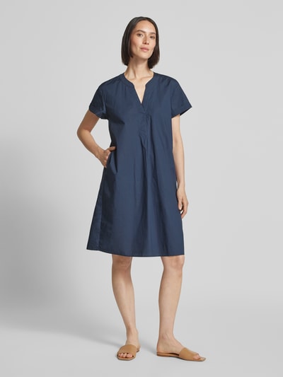 Jake*s Casual Knielanges Kleid mit V-Ausschnitt Dunkelblau 1