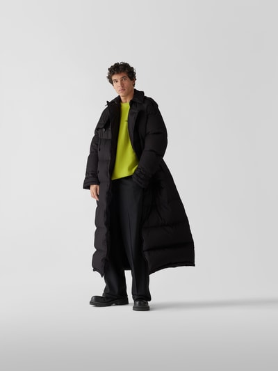 VETEMENTS Daunenmantel mit Taillengürtel Black 1