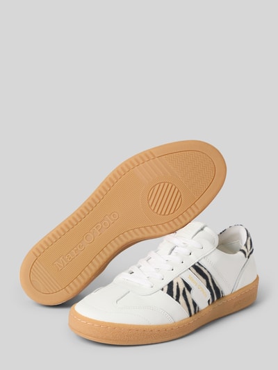 Produktfoto, Low Top Sneaker mit Kunstfellbesatz van Marc O'Polo in effen wit, rond, glad leer met kunstbont, licht geprofileerde zool