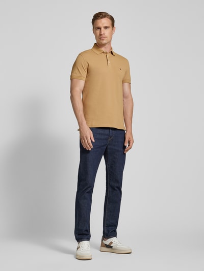 Tommy Hilfiger Slim Fit Poloshirt mit Label-Stitching Khaki 1