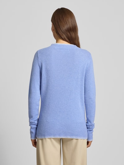 Christian Berg Woman Regular Fit Longsleeve aus reiner Wolle in Strick-Optik Jeansblau 5