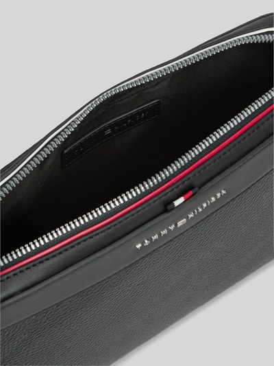 Tommy Hilfiger Kulturbeutel/ Kosmetiktasche mit Logo-Schriftzug Modell 'CENTRAL POUCH' Black 4