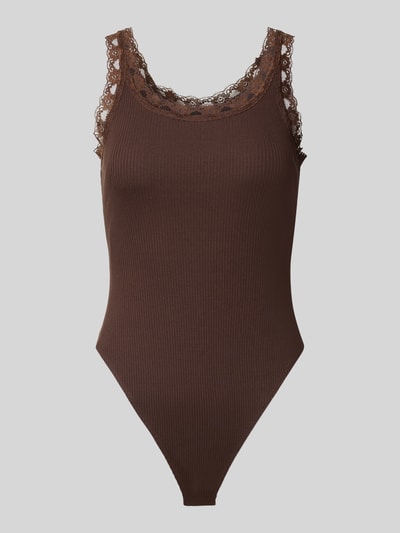 Produktfoto, bruine body van katoenmix, kantdetails aan halslijn en schouder, geribbelde textuur, Slim Fit Body uit katoenmix model 'VINI' van ONLY, Dames Body van ONLY
