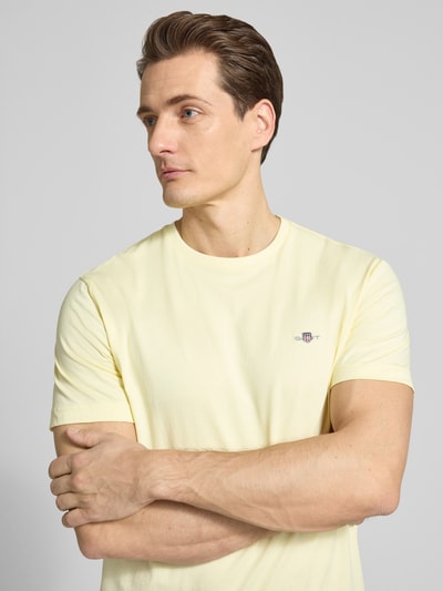 GANT Regular Fit T-Shirt mit Logo-Stitching Hellgelb 3