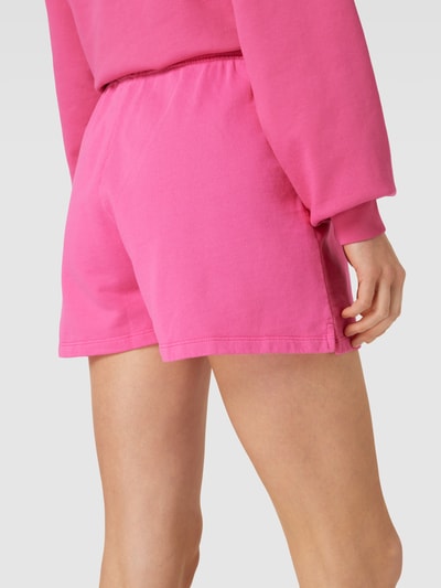 Colorful Standard Shorts mit französischen Eingrifftaschen Pink 3