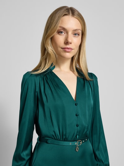 Rinascimento Abendkleid aus Satin mit V-Ausschnitt und Gürtel Gruen 3