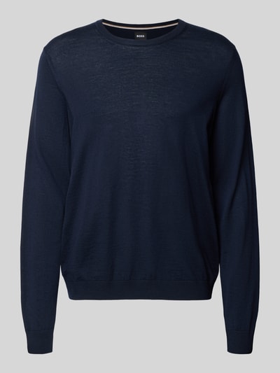 Produktfoto, Longsleeve aus Schurwolle Modell 'Leno' von BOSS in melierter Optik, navy, körpernaher Schnitt, gerippter Rundhalsausschnitt, elastische Abschlüsse, Rückenlänge 67 cm, Ärmellänge 73 cm in Größe M