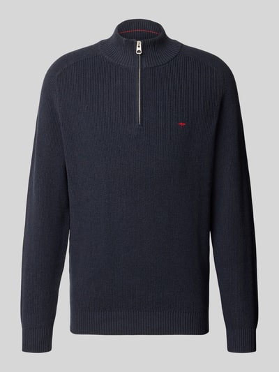 Produktfoto, Regular Fit Strickpullover aus reiner Baumwolle mit Troyer-Kragen von Fynch-Hatton, dunkelblau, Logo-Stickerei, gerippte Abschlüsse, Strick-Optik