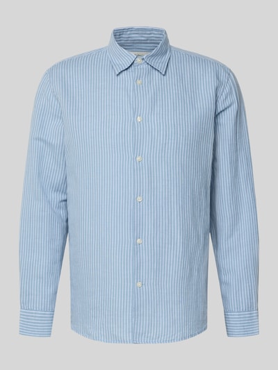 Produktfoto, Regular Fit Freizeithemd aus Leinen-Baumwoll-Mix Modell 'CLAY LINENBLEND' von SELECTED HOMME in meliertem Hellblau mit weißen Streifen, Kentkragen, durchgehende Knopfleiste, Flammgarn-Textur, langarm