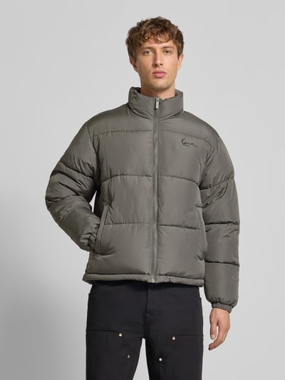 KARL KANI Regular Fit Steppjacke mit Logo-Stitching Modell 'Signature' Hellgrau 4